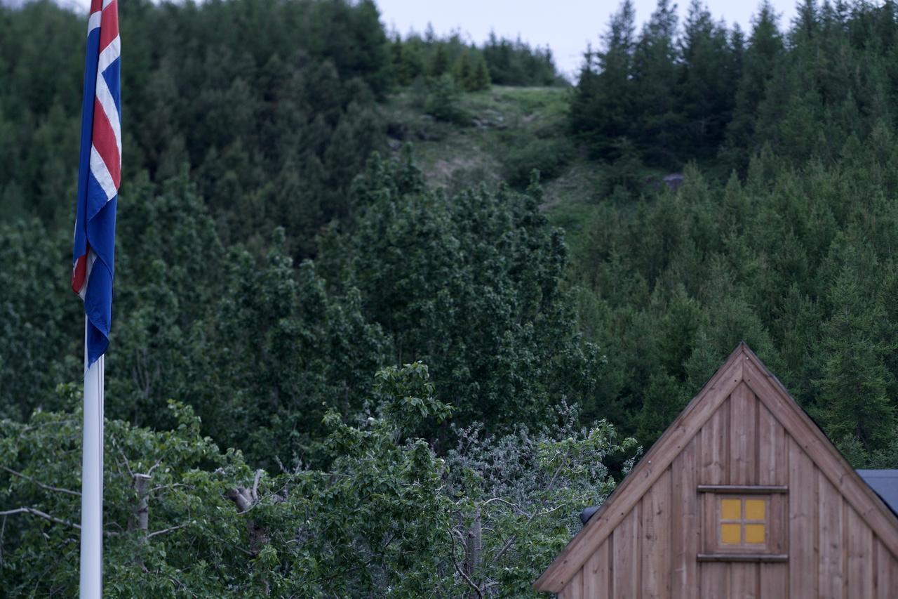 Islandsbaerinn /Old Farm آكيورِيْري المظهر الخارجي الصورة